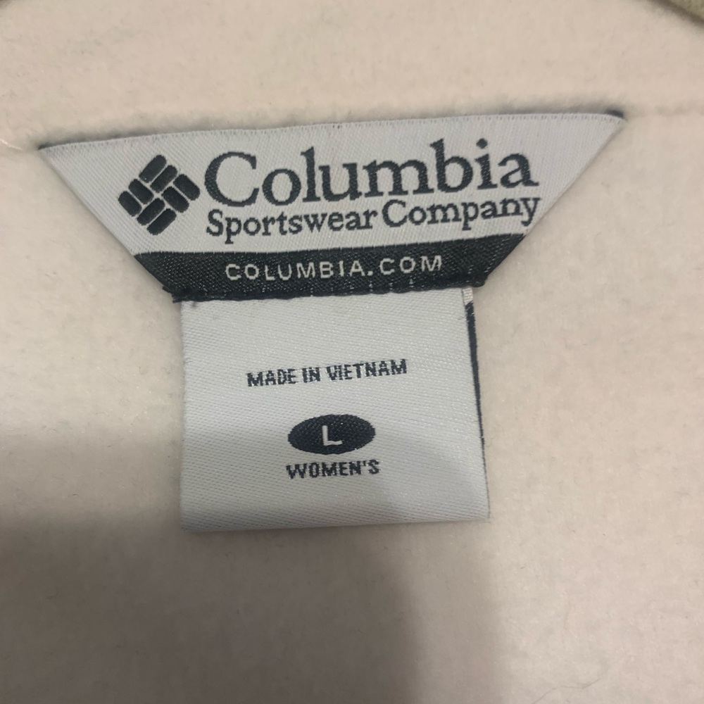 Like New Columbia ☃️ Vanilla colored Fleece⛄️ - Picture 6 of 6
